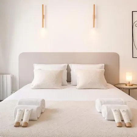 Eiffel Tower Apartment