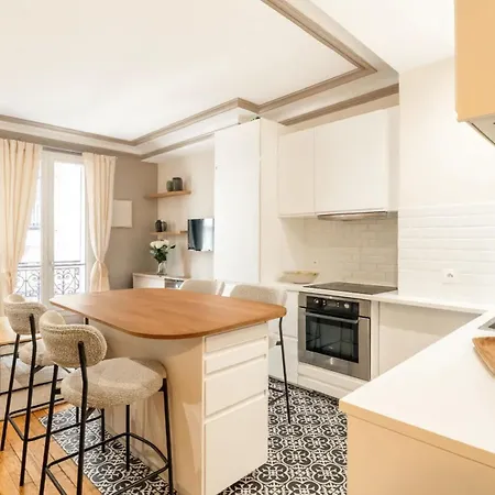 Apartment Eiffel Tower *